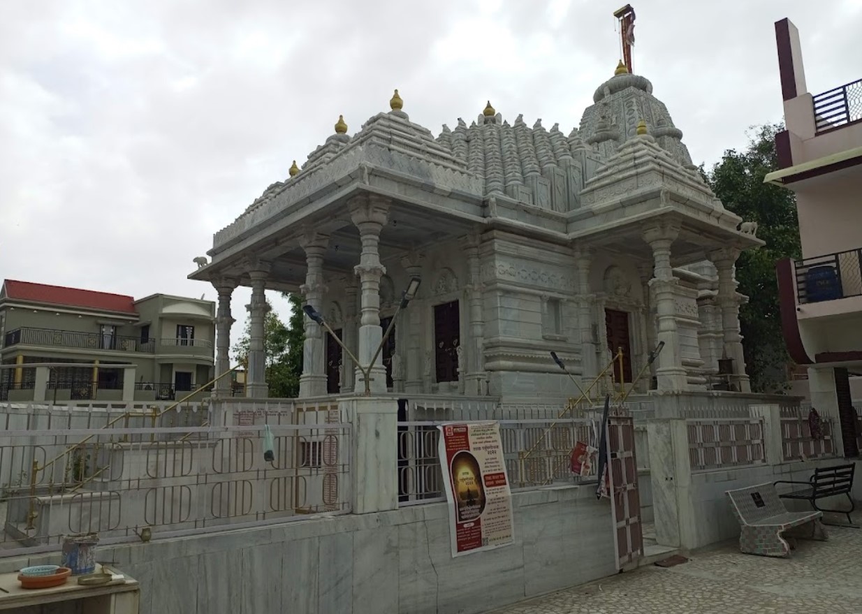 Neminath at Gomtipur, Ahmedabad