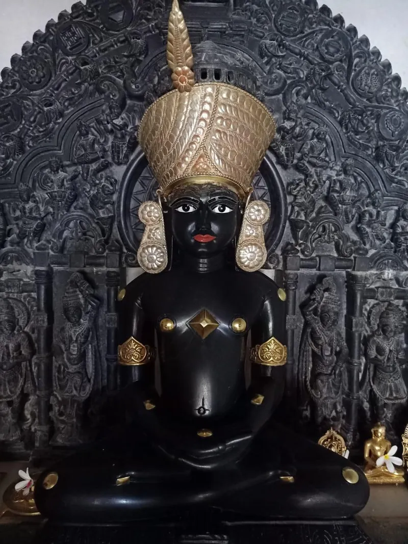 Shauripuri — birthplace and Kalyanak bhumi of Neminath Bhagwan
